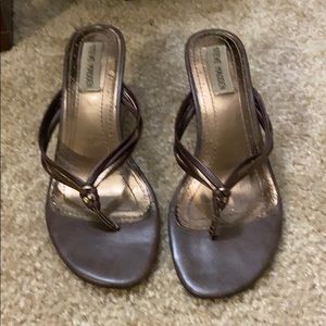 Steve Madden low brown heels